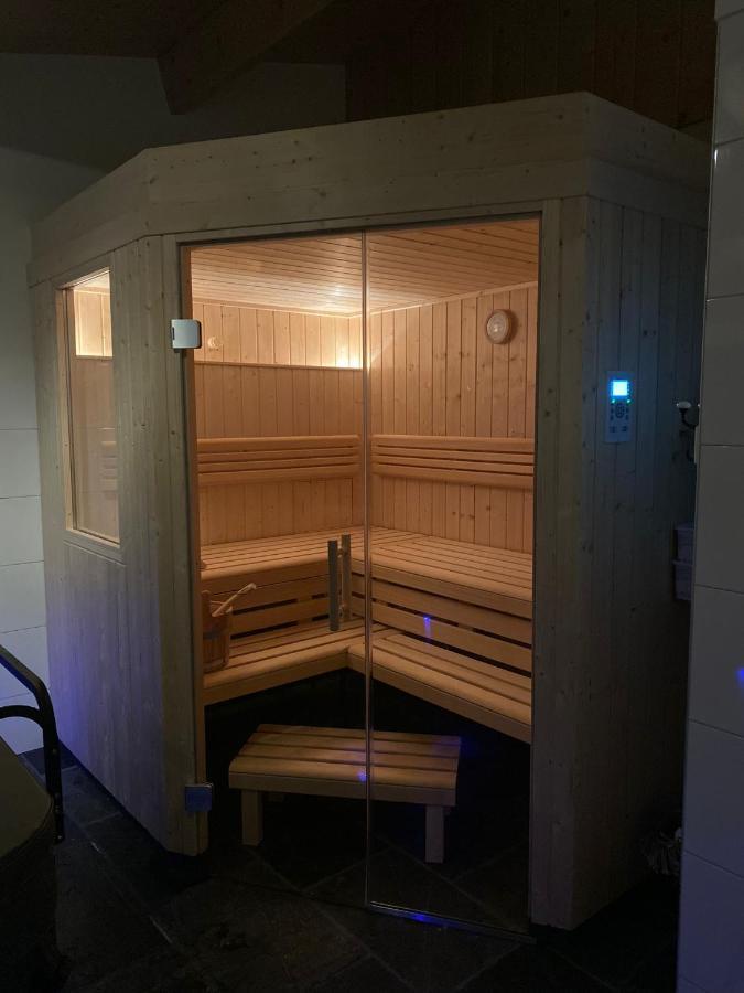De Porrel Polsbroek Unit Met Prive Jacuzzi, Spa En Sauna Exterior photo